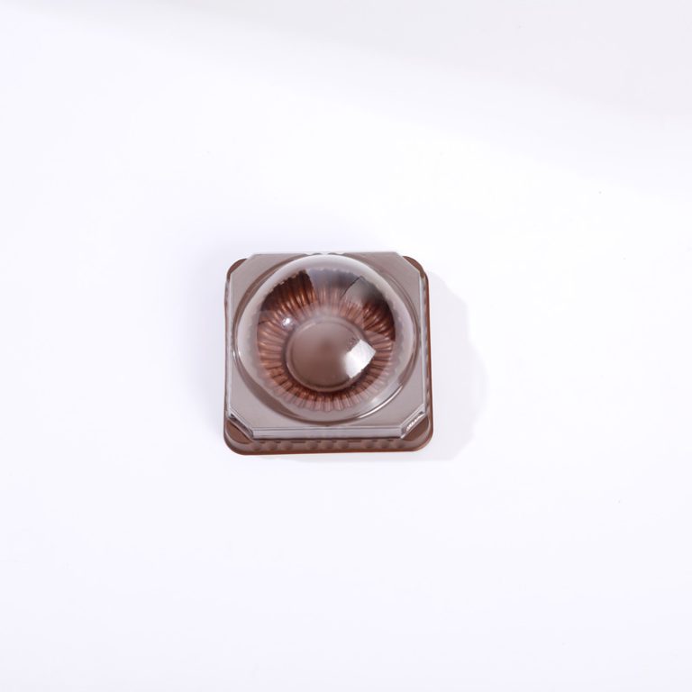 Round dessert tray