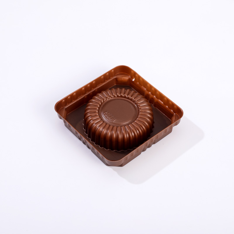 Round dessert tray